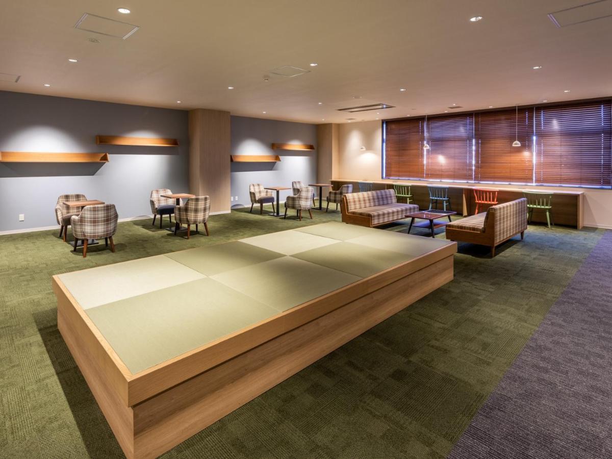 Tosei Hotel & Seminar Makuhari Narashino Esterno foto
